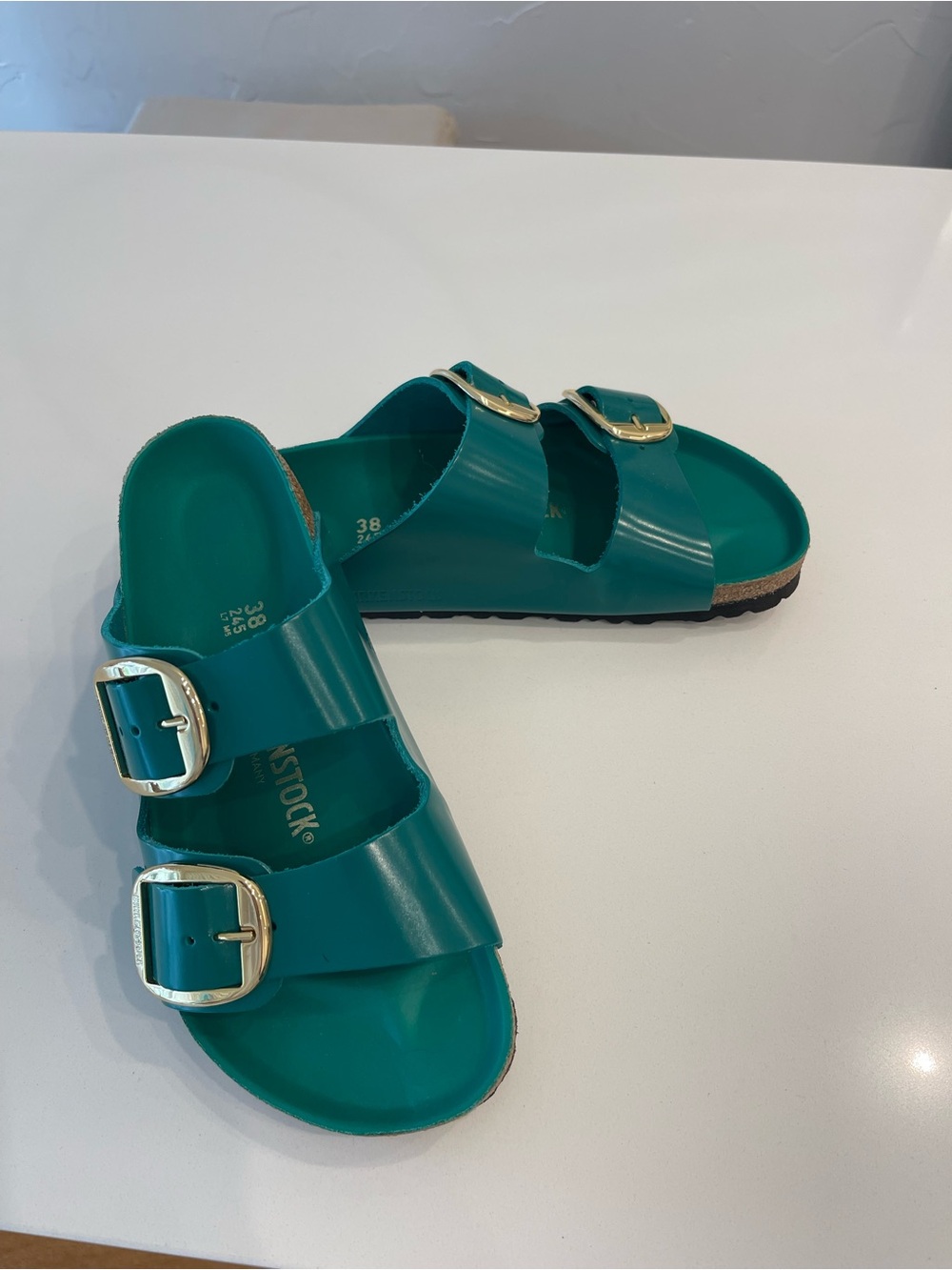 Birkenstocks green Arizona sandal with big gold buckle Size 38 - Picture 9 of 11